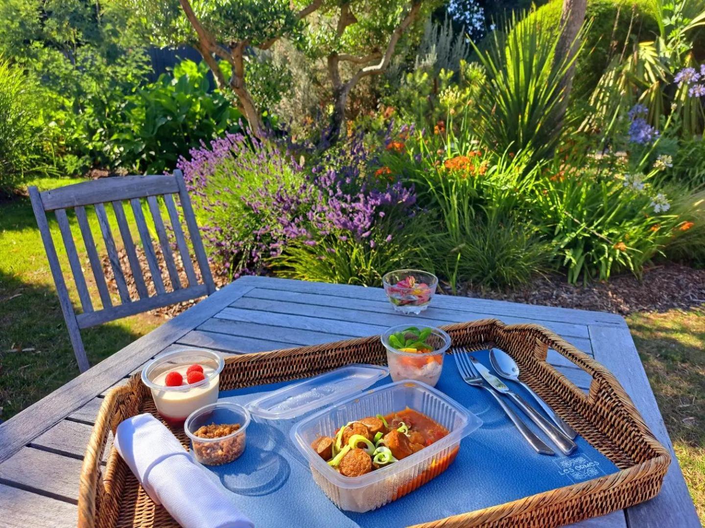 Hotel Traiteur Les Ormes, The Originals Relais Барневил Картере Екстериор снимка