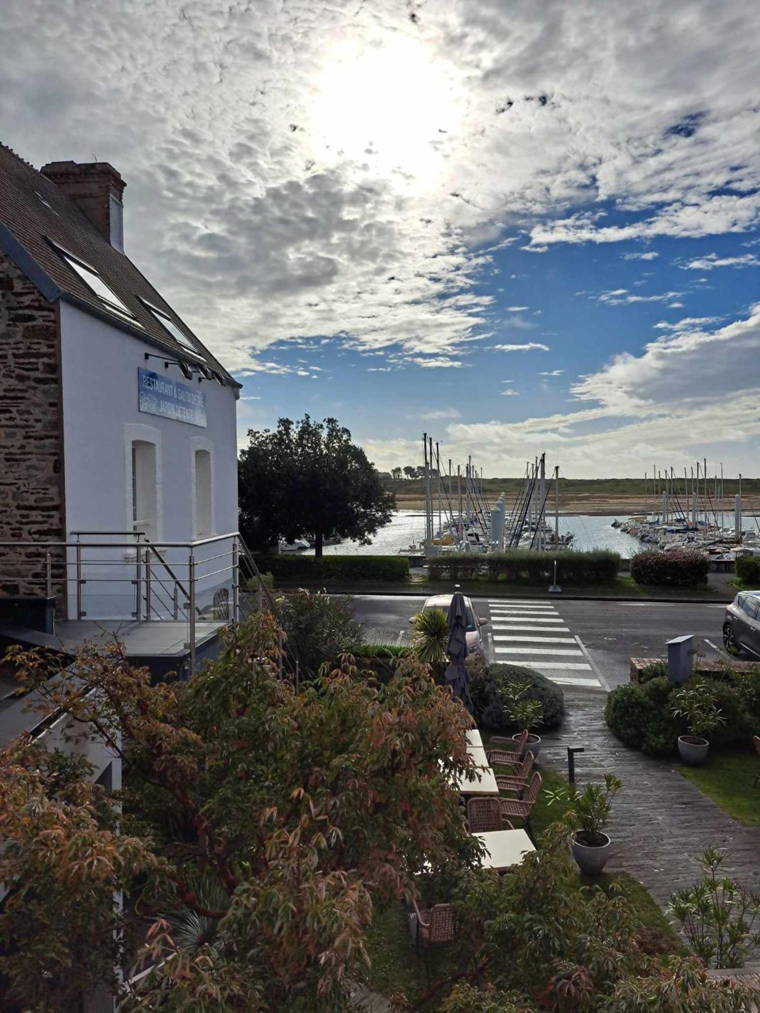 Hotel Traiteur Les Ormes, The Originals Relais Барневил Картере Екстериор снимка