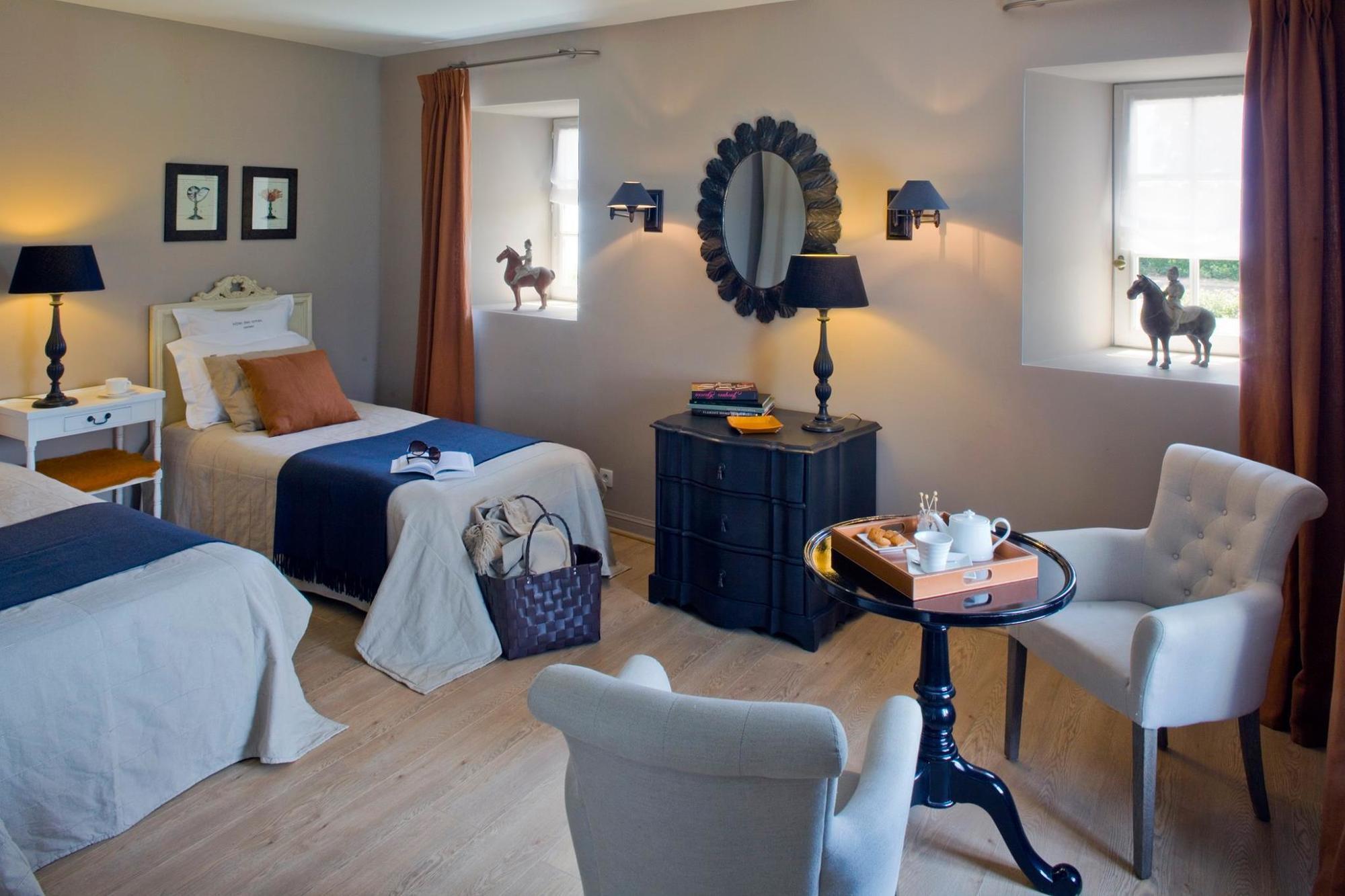 Hotel Traiteur Les Ormes, The Originals Relais Барневил Картере Екстериор снимка