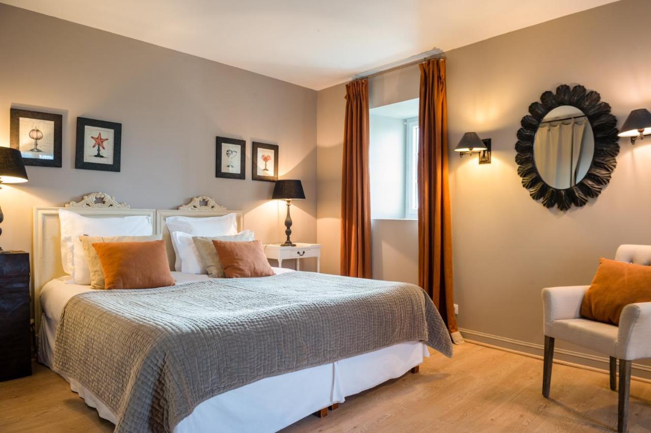 Hotel Traiteur Les Ormes, The Originals Relais Барневил Картере Екстериор снимка